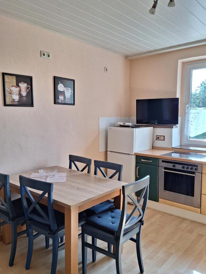 Gaststaette Und Pension Zur Schiene Merseburg Luaran gambar