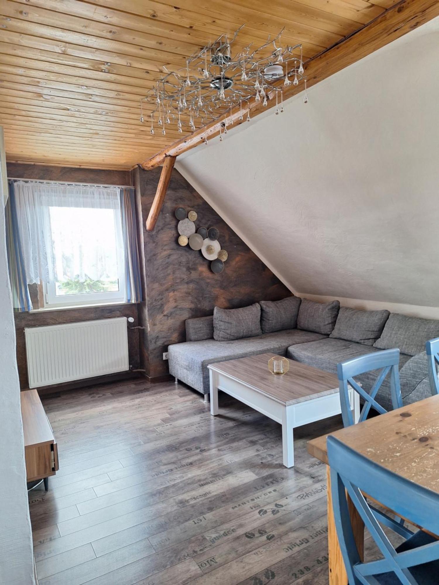 Gaststaette Und Pension Zur Schiene Merseburg Luaran gambar